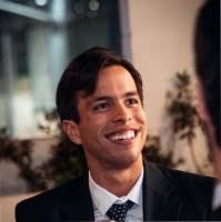 100+ perfiles de «Calixto»