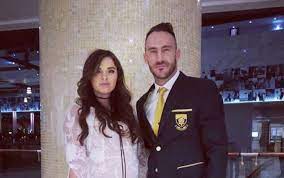 Faf du plessis' wife imari after husband's collision in psl match. Faf Du Plessis Wife Convinces His Wife To Have More Babies