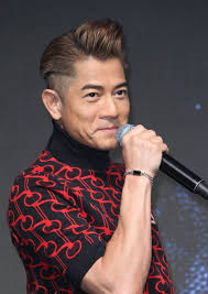 Active since the 1980s, kwok is known as one of the four heavenly kings of ho. éƒ­å¯ŒåŸŽå¼€æ¸¸è‰‡é›å¦»å¥³è¶…å¥¢åŽå†…è£…æ›å…‰ ä¼˜1å'¨ Uweekly