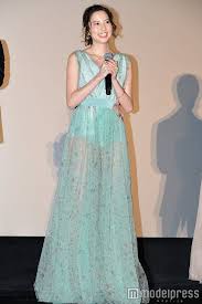 画像1 4 河北麻友子 超ミニボトム 透けドレスで美脚がちらり 大胆sexy衣装で登場 河北麻友子 フォーマルドレス 芸能人 ドレス