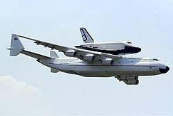 Необходимость в разработке транспортного воздушного судна большой грузоподъемности возникла в конце двадцатого 20 века. An 225 Vikipediya