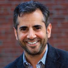 Chris Edwards (@cedwardswrites)