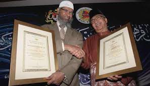 Tun dr mahathir mohamad berkata, perdana menteri india, narendra modi tidak membuat sebarang permohonan kepada malaysia supaya menghantar pulang pendakwah bebas kontroversi, dr zakir naik. Indian Preacher Dr Zakir Naik Conferred Malaysia S Top Award