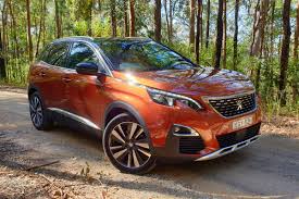 Bende hali hazırda peugeot kullanıyorum ve subjektif değil objektif olmaya çalışıoyrum.peugeot 308 platformuna kurulu 3008in şasisi süspansiyonları bnm fikrimce bu ülke yollarına göre değil ,bu beni peugeot dan. Peugeot 3008 Sexy But Exy Cars4starters