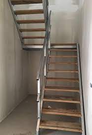 Trap Met Tussen Bordes Hout Trappen Houten Trappen Moderne Trappen