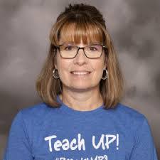 Douglas Beadle's Instagram, Twitter & Facebook