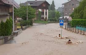 Jul 25, 2021 · uri unwetter schweiz heute abend. Uberschwemmungen Im Kanton Luzern Nach Gewitter