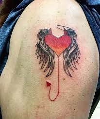 Kalp Dovmeleri Heart Tattos Panosundaki Pin