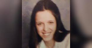 Elaine Snow Obituary