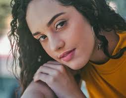 Alex Yoza's Instagram, Twitter & Facebook