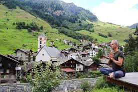 Sep 29, 2004 · hallo zusammen, mich würde interessieren wie ihr mit depressiven personen in eurem umfeld umgeht bzw. Yoga Bei Depression Ursache Definition Und Was Bei Depression Hilft