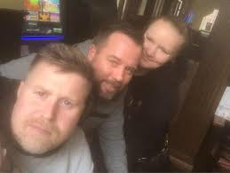 Come hangout with your favorite poos and long drink employee (me duh)