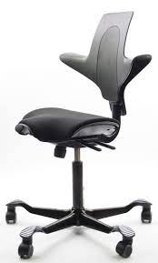 hag capisco puls kunststoffschale burodrehstuhl mit sattelsitz und sitzmatte modell 8020 sofort ab lager lieferbar b tantra chair office chair geometry design