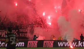 We did not find results for: Derby In Belgrad Wird Zum Skandal Fans Missachten Abstandsregeln Und Zunden Pyrotechnik