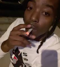 How I'm gonna tell the world about this about this shit nd not mention  @itshotboii438 nd @100kmgmt