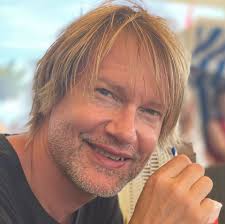 Get to Know the Bajo Quinto: A Musical Tradition from Northern Mexico