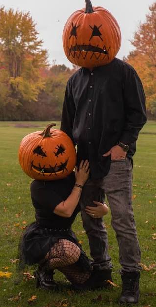 Pumpkin Head Photoshoot Couples Muddy | TikTok