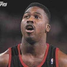 Antonio Burks's Instagram, Twitter & Facebook