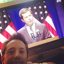 I absolutely love his response 🥰🥰🥰