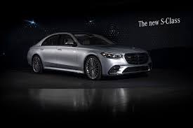 From the cars.com expert editorial team. 2021 Mercedes Benz S Class Is Smarter Safer And More Luxurious Than Ever Roadshow