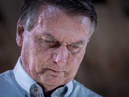 Bolsonaro e mais sete sentam hoje no banco de réus do plano de golpe