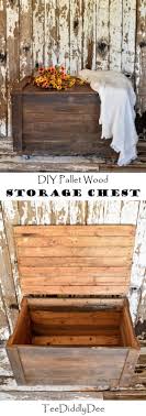 Does it seem like they still hold enough toys? Diy Rustic Pallet Wood Storage Chest Teediddlydee