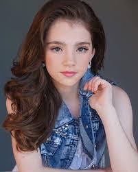 Cameron Asbill's Instagram, Twitter & Facebook