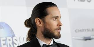 How to Make the Perfect Man Bun in Just 3 Steps