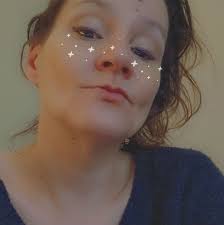 hey all looking for a one bedroom or junior (bachelor) suite in or within a  15 minute walk from salmon arm. I have a full time job which pays well, a  good