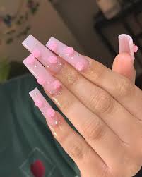 Kayagbayani On Instagram F Ck Flowers Using A Mix Of Valentinobeautypure Prettiest Pink Blushing Crystal In 2020 How To Do Nails Pretty In Pink Pretty Nails