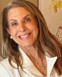 Happy Holidays! Thank you all for a spectacular 2024! In addition to you in  my Pilates life making it so… I've had a fabulous year personally…The  highlights …my two wedding celebrations, in