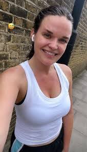 Laura Winters's Instagram, Twitter & Facebook