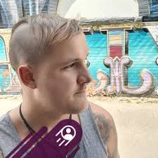 A Gundam is tiny. #anime #gundam #transformers