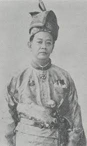 Perselisiahan dalam negeri kedah sultan ahmad tajuddin menghadapi cabaran daripada saudaranya, tunku daud, tunku bisnu, tunku ibrahim, dan tunku yaakop. Sultan Badlishah Ibni Al Marhum Sultan Abdul Hamid Halim Shah Wikipedia Bahasa Melayu Ensiklopedia Bebas