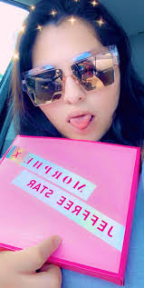 leannethequeen (@leannethequeen1)