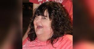 Anna Bowles's Instagram, Twitter & Facebook