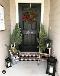 176 Gorgeous Farmhouse Front Porch Decor Ideas 42 Terinfo Co Smallporch Front Porch Christmas Decor Front Door Christmas Decorations Front Porch Decorating