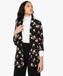 Avec une doublure, il s'adopte aussi l'hiver. Veste Femme Fluide A Motifs Fleuris Gemo
