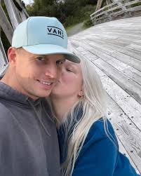 ＳＨＥＬＬＹ ＲＯＳＥ ＫＥＥＮＥ (@kshellyrose) • Threads, Say more