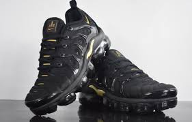 Black And Gold Vapormax Plus On Feet Mens Running Shoes Nike Air Vapormax Plus Tn Triple Black Gold Nike Air Vapormax Running Shoes For Men Nike Shoes Women