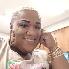 🎥: Q'essence Walker) Thanks to a viewer for sharing this video of the  scene at the Richland Walmart. Police responded to the store in response to  an "incident involving a weapon." More