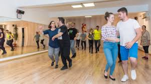 Astăzi, vă prezentăm rezultatul absolut fabulos al miilor de ore de antrenament, al lacrimilor și sudorii, al talentului desăvârșit. Cursuri De Dans Bucuresti Scoala De Dans Sector 5