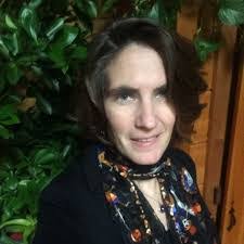 Crystal Arnott's Instagram, Twitter & Facebook