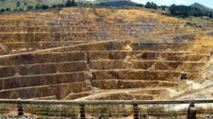Suntem şi fără aur dar şi în pericol să plătim între un miliard şi 4 miliarde de dolari despăgubiri pentru că nu am emis autorizaţii la timp de exploatare. Consilierii Din Rosia Montana In Vizita La O Mina De Aur Din Noua Zeelanda Mobile