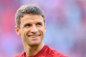 He is an actor, known for mikado (2008), länger leben (2010) and chicken mexicaine (2007). Muller Is No Schweinsteiger Unsettled Bayern Munich Forward Still A World Class Player Goal Com