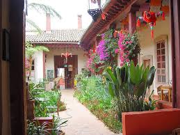 Aviso de privacidad integral i. La Casa Encantada A Colonial Hotel In Patzcuaro Michoacan Mexico Built In 1784 Courtyard Patio Cute Place Patios