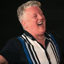 Not So Smart: Comics Raise Money for Crisis in Honour of Andy Smart