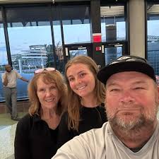 🙏Bigger Than The Game🙏 These athletes showed a different kind of strong.  In support of head baseball coach Coach Eugene Briseño, who lost his hair  to cancer treatment, some athletes and staff