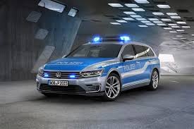 Vw Passat Gte La Polizei Adopte L Hybride Rechargeable Vw Passat Voiture De Police Vehicule De Police