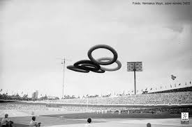 México había recibido la estafeta de tokio 1964 y la entregaba a munich 1972. Agnrecuerda La Inauguracion De Los Juegos Olimpicos En Mexico A 50 Anos Archivo General De La Nacion Gobierno Gob Mx
